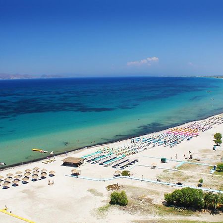 Tigaki Beach Hotel エクステリア 写真
