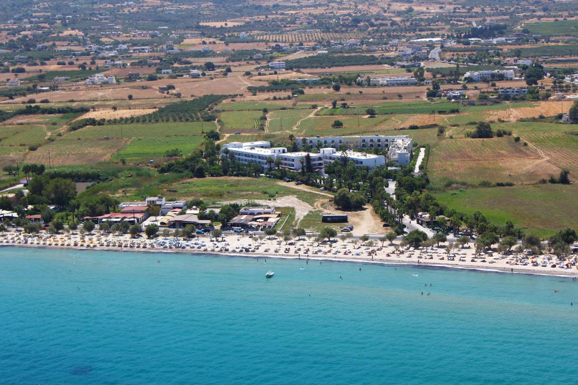 Tigaki Beach Hotel エクステリア 写真