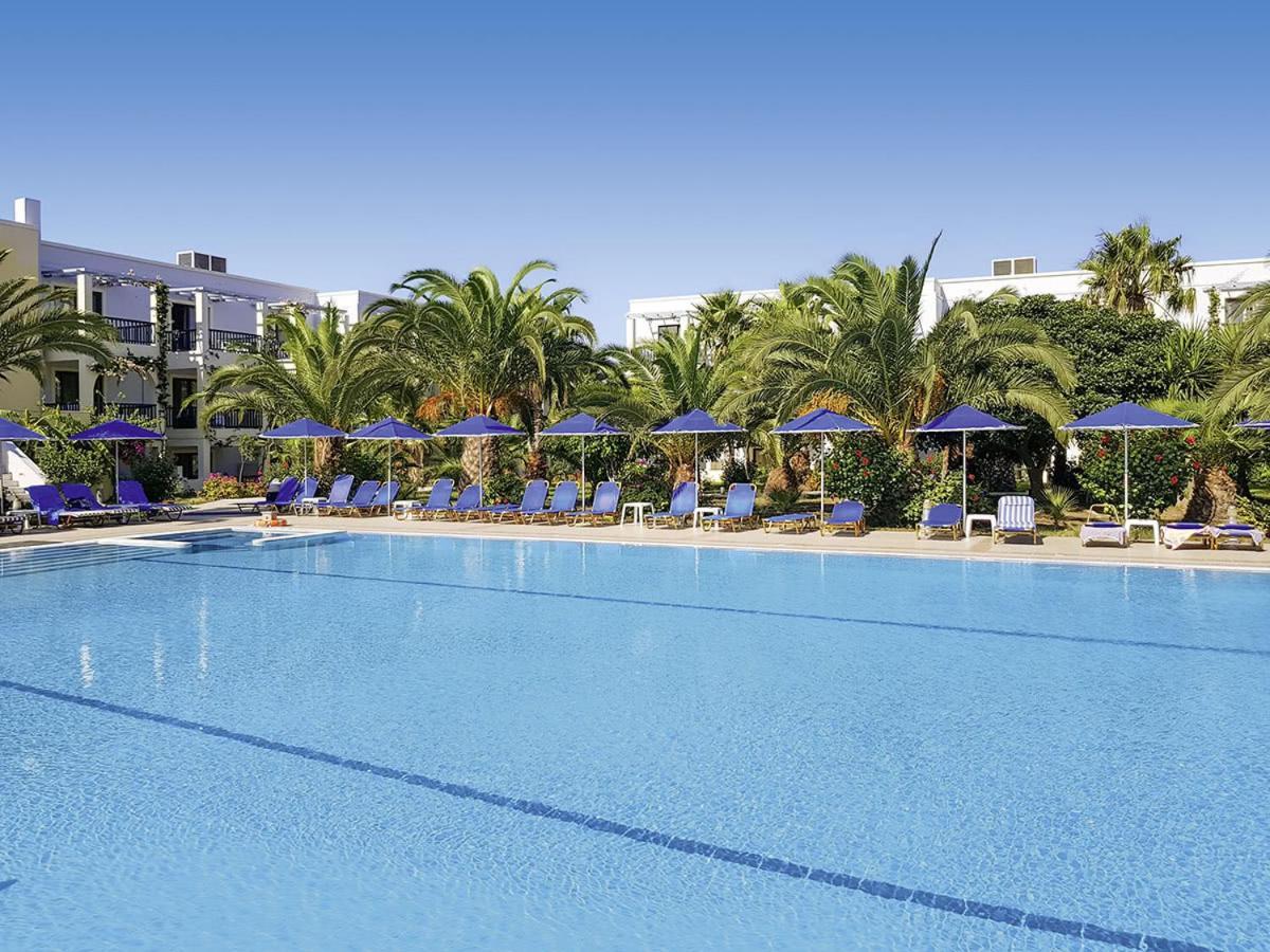 Tigaki Beach Hotel エクステリア 写真