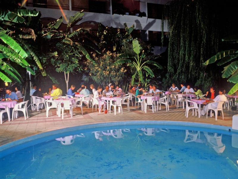 Tigaki Beach Hotel エクステリア 写真