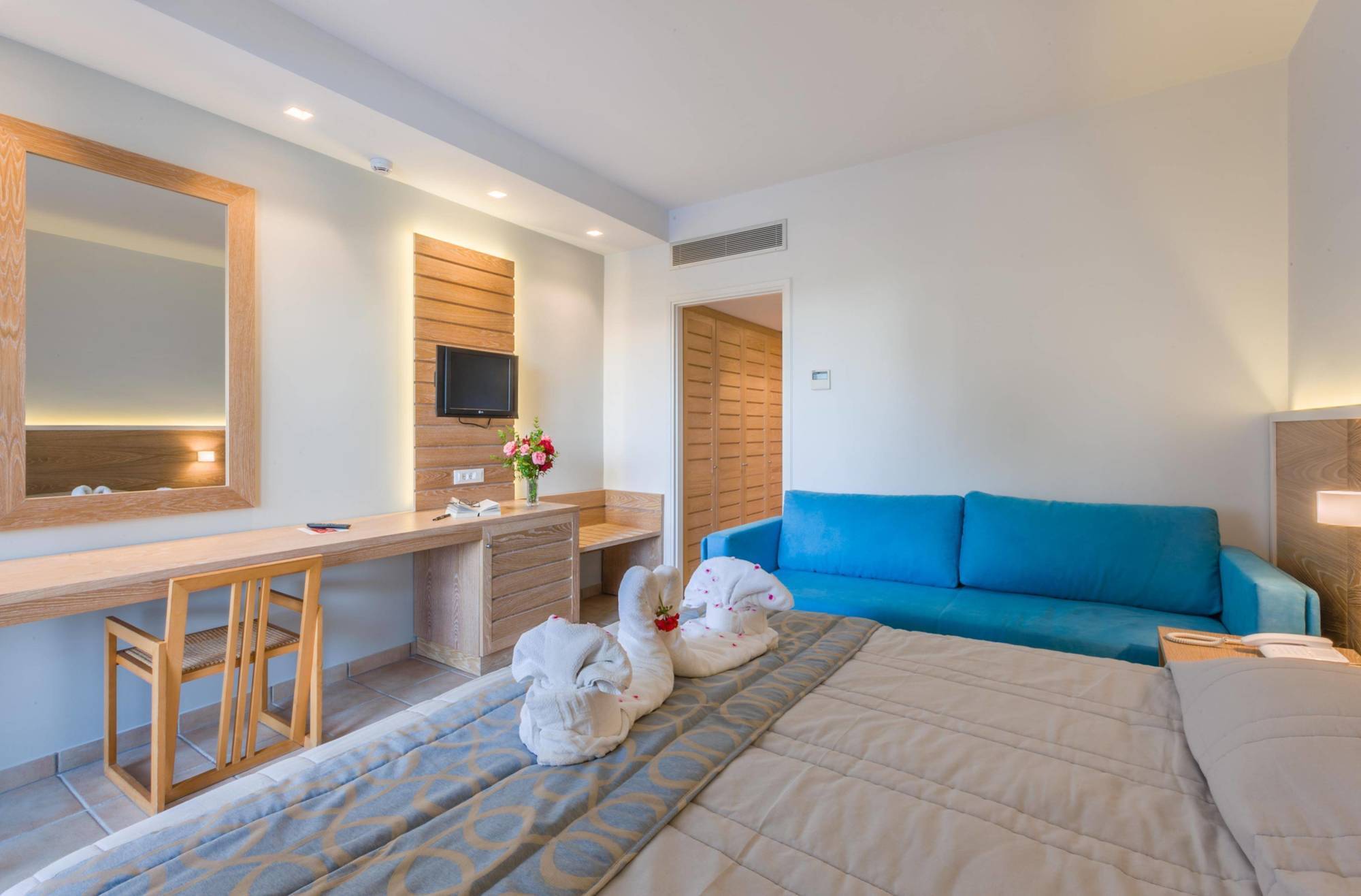 Tigaki Beach Hotel エクステリア 写真