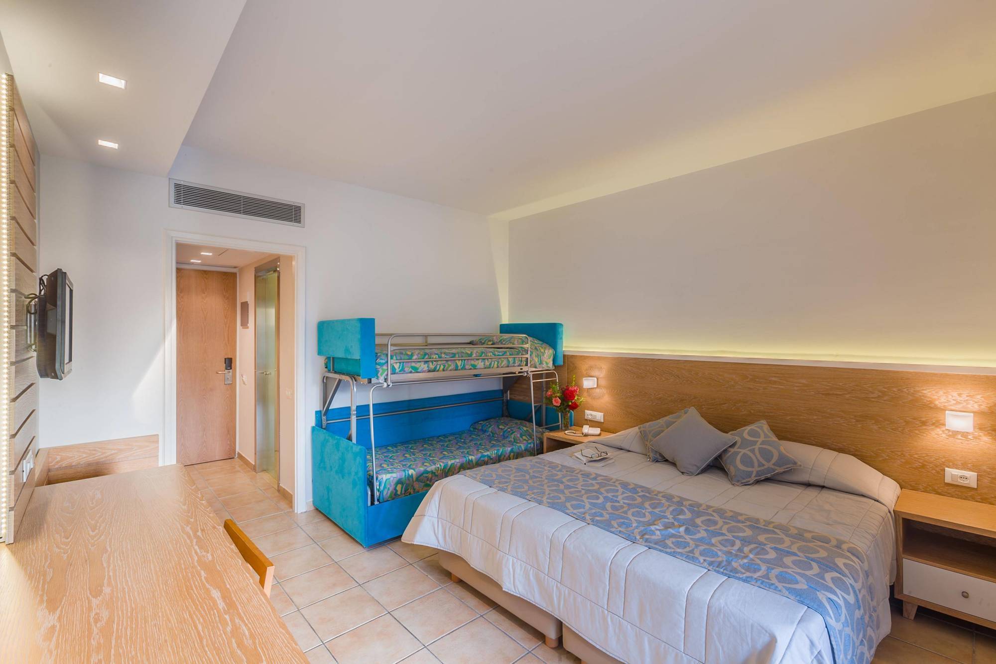 Tigaki Beach Hotel エクステリア 写真