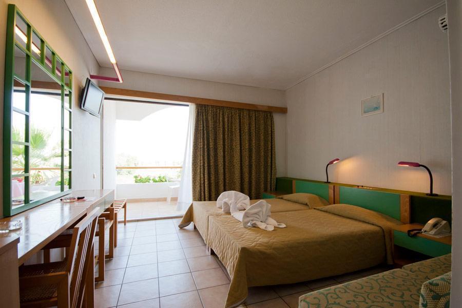 Tigaki Beach Hotel エクステリア 写真